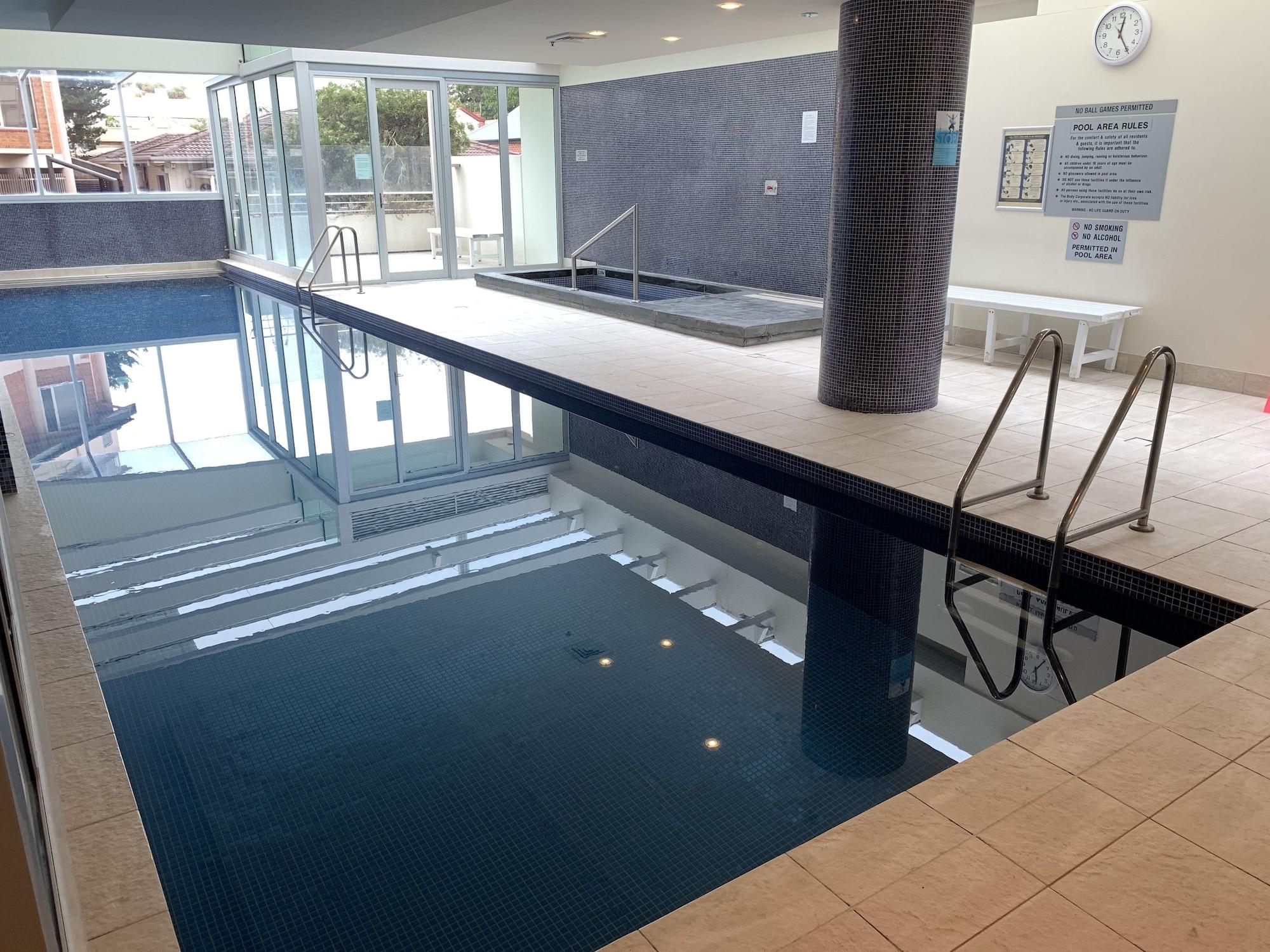 Ensenada Motor Inn And Suites Аделейд Екстериор снимка